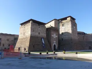 Castel Sismondo
