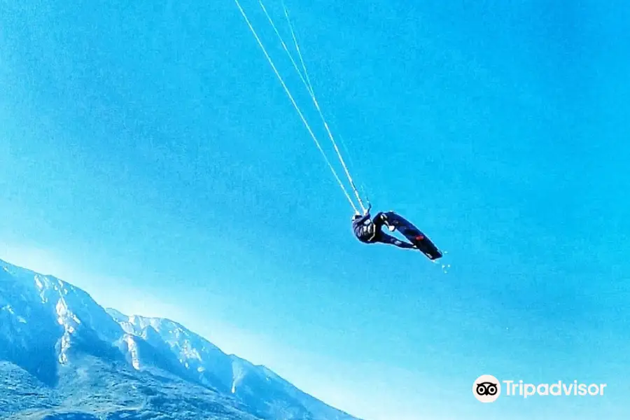 Kitebus Garda lake