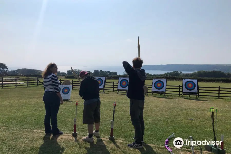 Perriswood Archery & Falconry