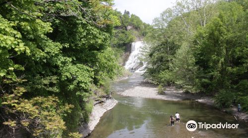 Ithaca Falls