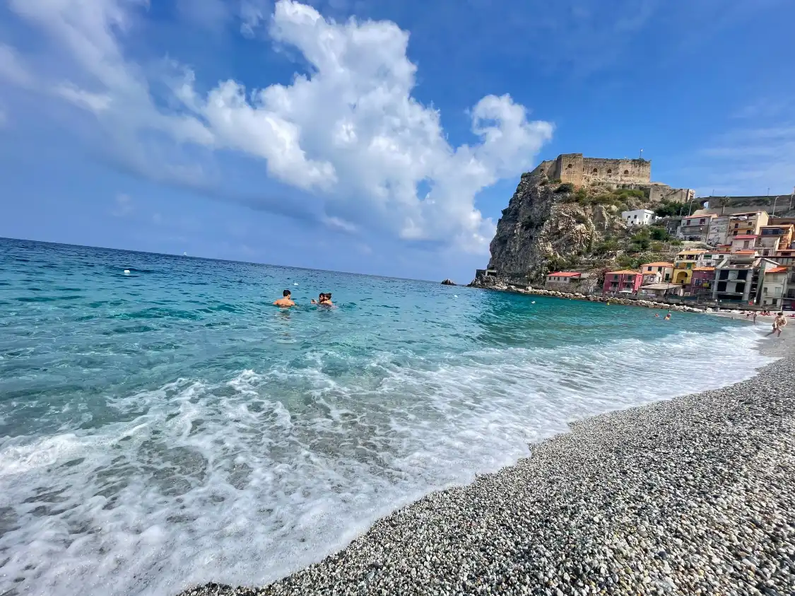 Hotels near Lido Francesco