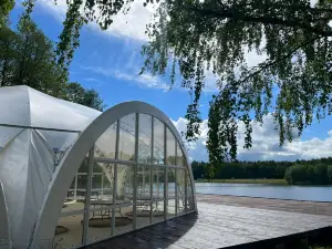 Gusi-Lebedi Bathing Resort