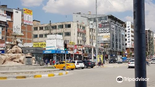 Cumhuriyet Caddesi