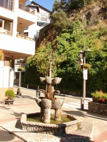 Plaza Francesc Cairat