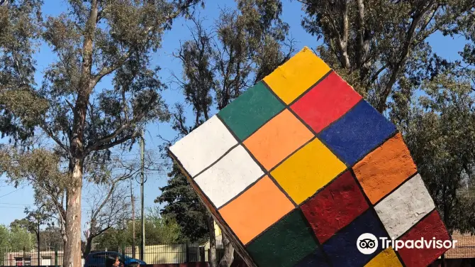 Naciones, San Luis Park