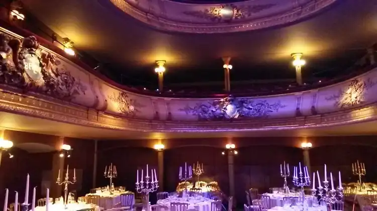 Hotels near Vaudeville Theatre