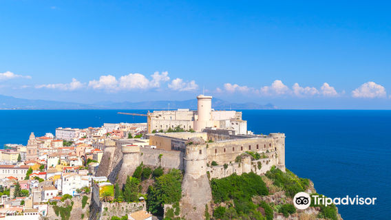 Castello Angioino-Aragonese