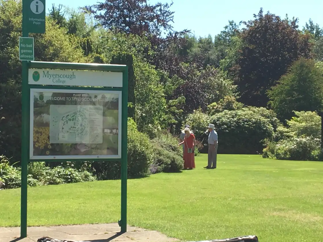 Hotels near Plant World and Gardens at Myerscough College