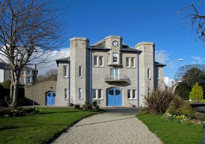 Neuadd Goffa Criccieth Memorial Hall