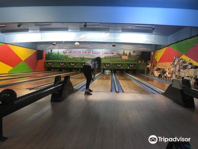 Sunset Lanes