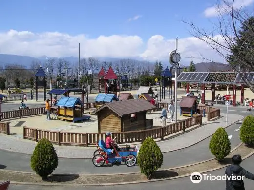 山梨県森林公園 金川の森