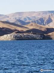 Lake Owyhee State Park