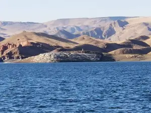 Lake Owyhee State Park