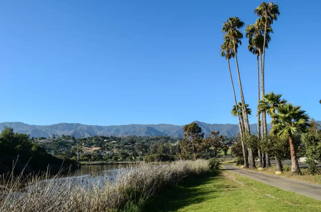 Hotels near Andree Clark Bird Refuge