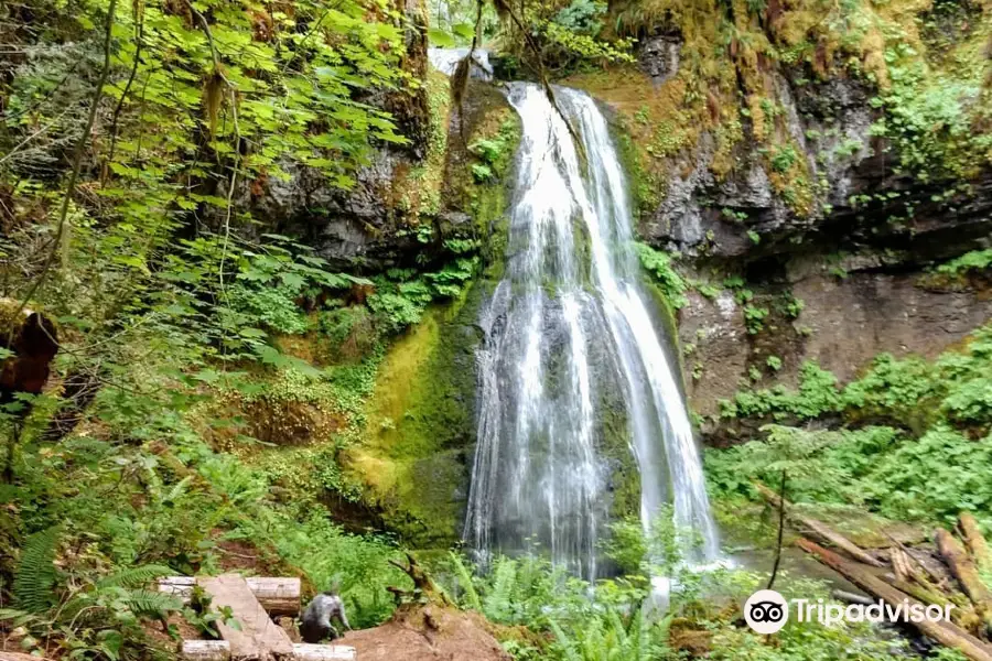 Spirit Falls