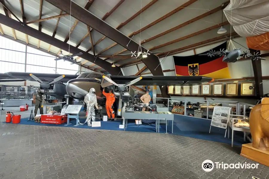 JU52 Halle