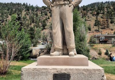 Steve Canyon Statue