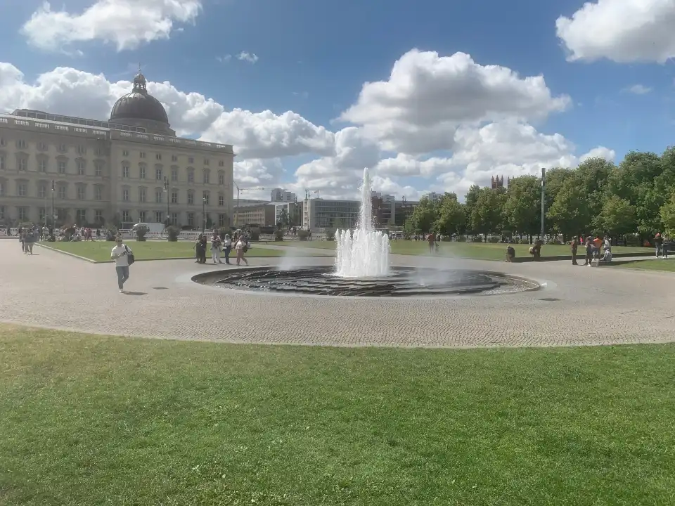 Lustgarten Tickets [2026] - Promos, Prices, Reviews & Opening Hours ...