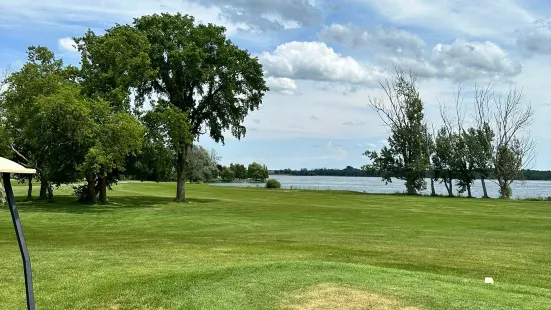 Iroquois Golf Club