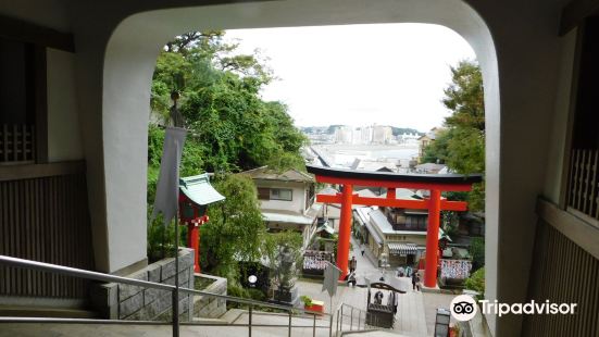 Enoshima Shrine Zuishimmon
