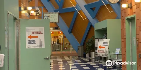 Middle Country Public Library