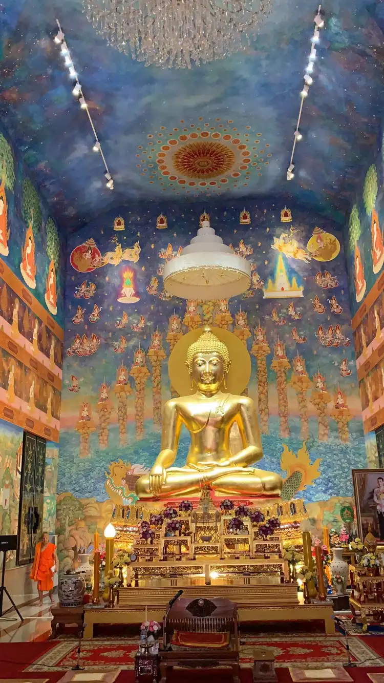 Hotels near Wat Kaphang Surin