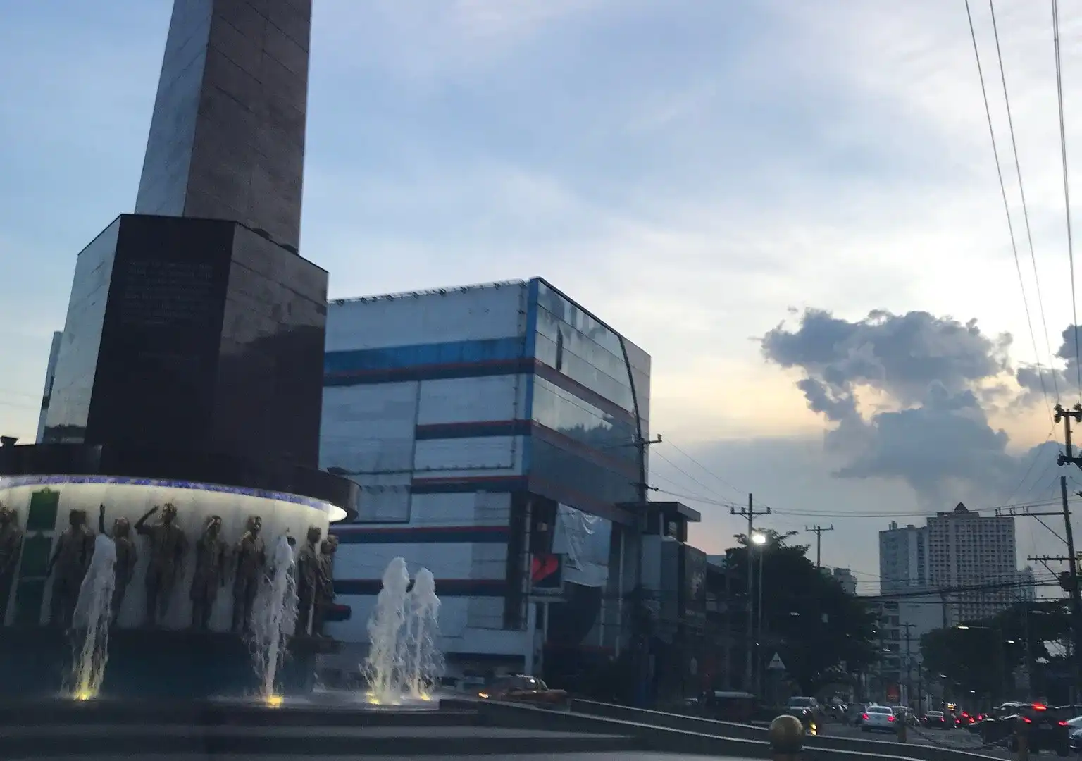 Hotels near Boy Scout Monument