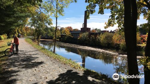 Feeder Canal Trail