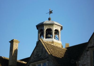 Corsham 17th Century Schoolroom & Almshouse