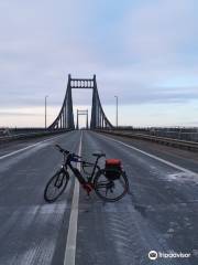 Мост Крефельд-Юрдинген