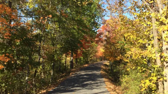 Windsor Locks Canal State Park Trail