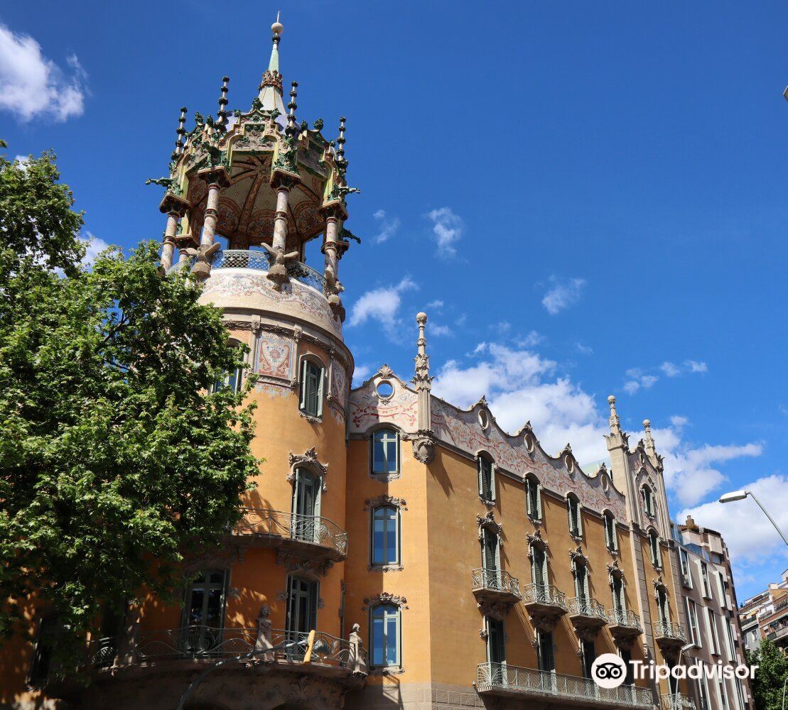 Latest travel itineraries for Torre Andreu/La Rotonda in September (updated  in 2023), Torre Andreu/La Rotonda reviews, Torre Andreu/La Rotonda address  and opening hours, popular attractions, hotels, and restaurants near Torre  Andreu/La Rotonda -