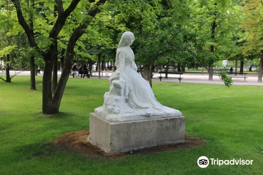 La Statue de George Sand