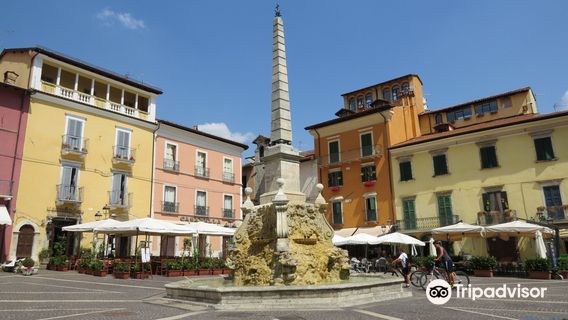 Piazza Obelisco