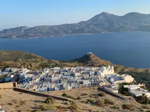 Plaka Castle (Venetian Castle of Milos)