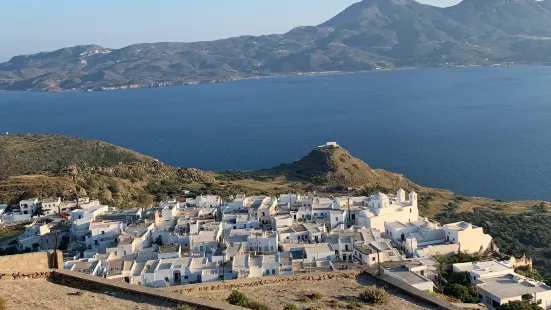 Plaka Castle (Venetian Castle of Milos)