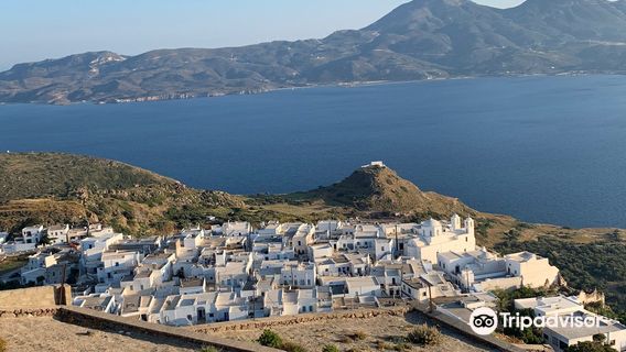 Plaka Castle (Venetian Castle of Milos)