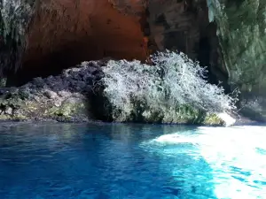 Grotta di Melissani