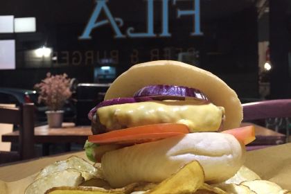 Seconda Fila Beer & Burger