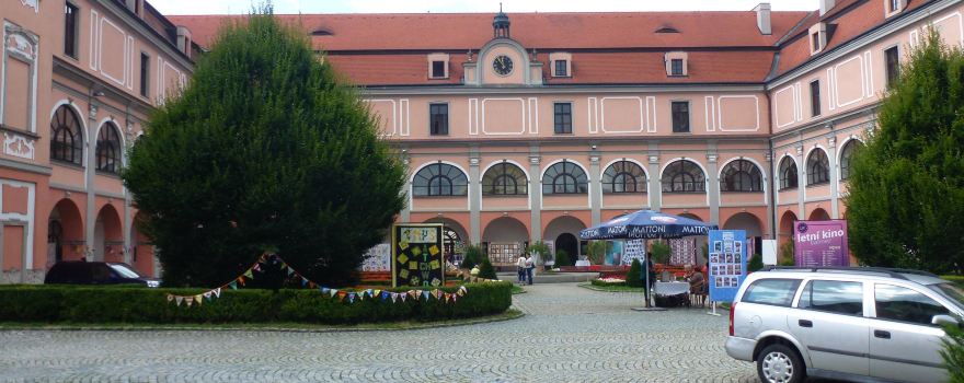 Kinský chateau