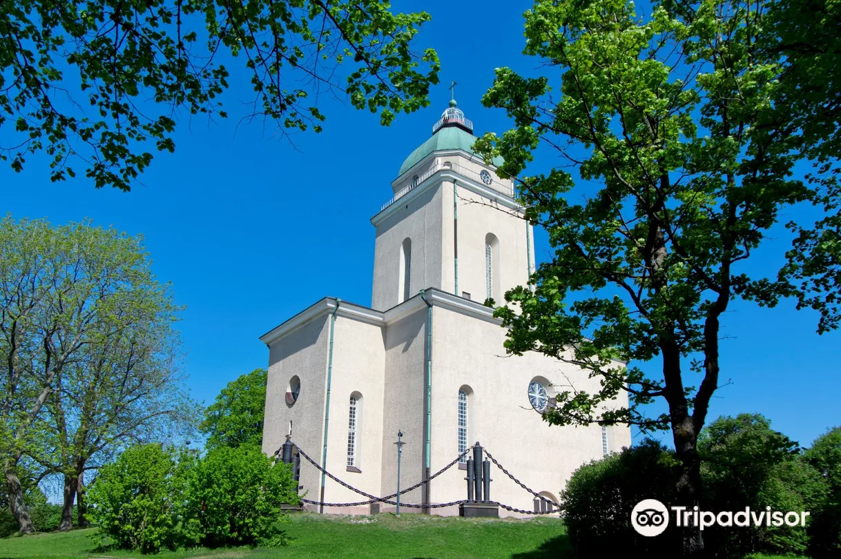 2_Suomenlinna Church