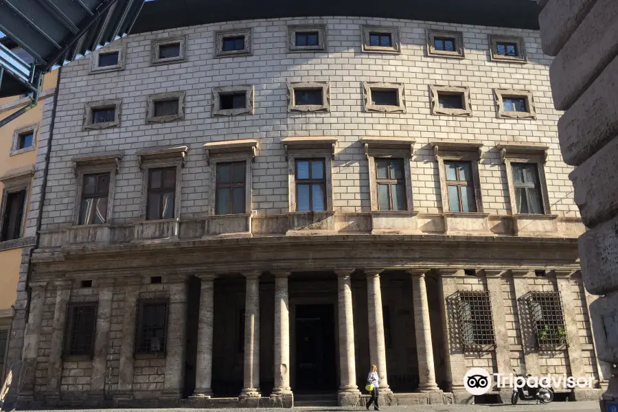 Palazzo Massimo alle Colonne