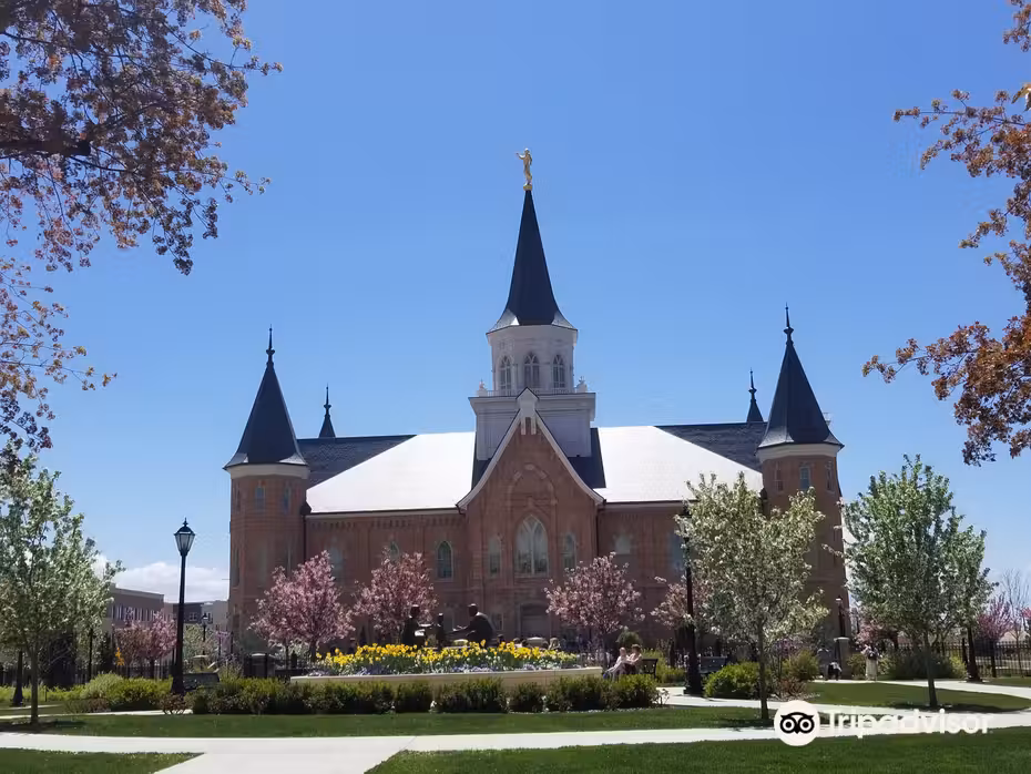 Loty ${{cityDName}} Provo