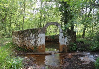 Fontaine de Bernos