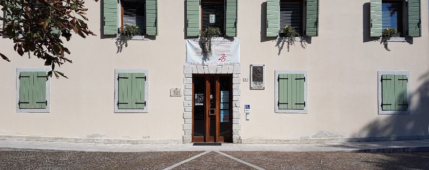 Biblioteca Comunale Sandro Pertini