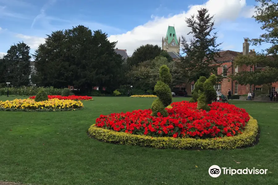 Abbey Gardens