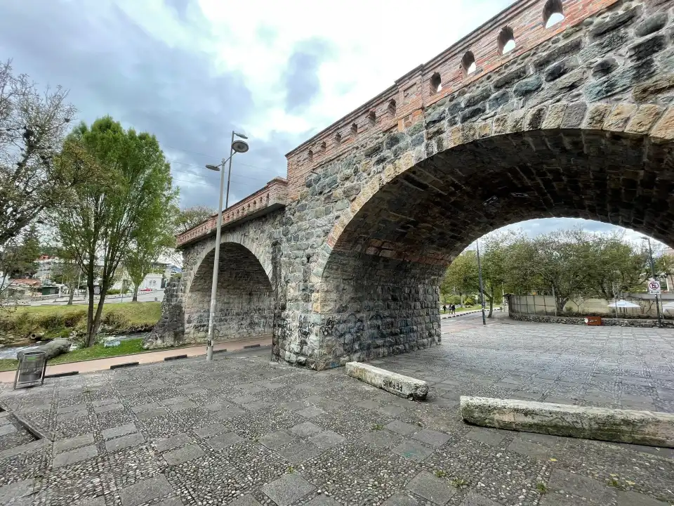 3_Puente Roto