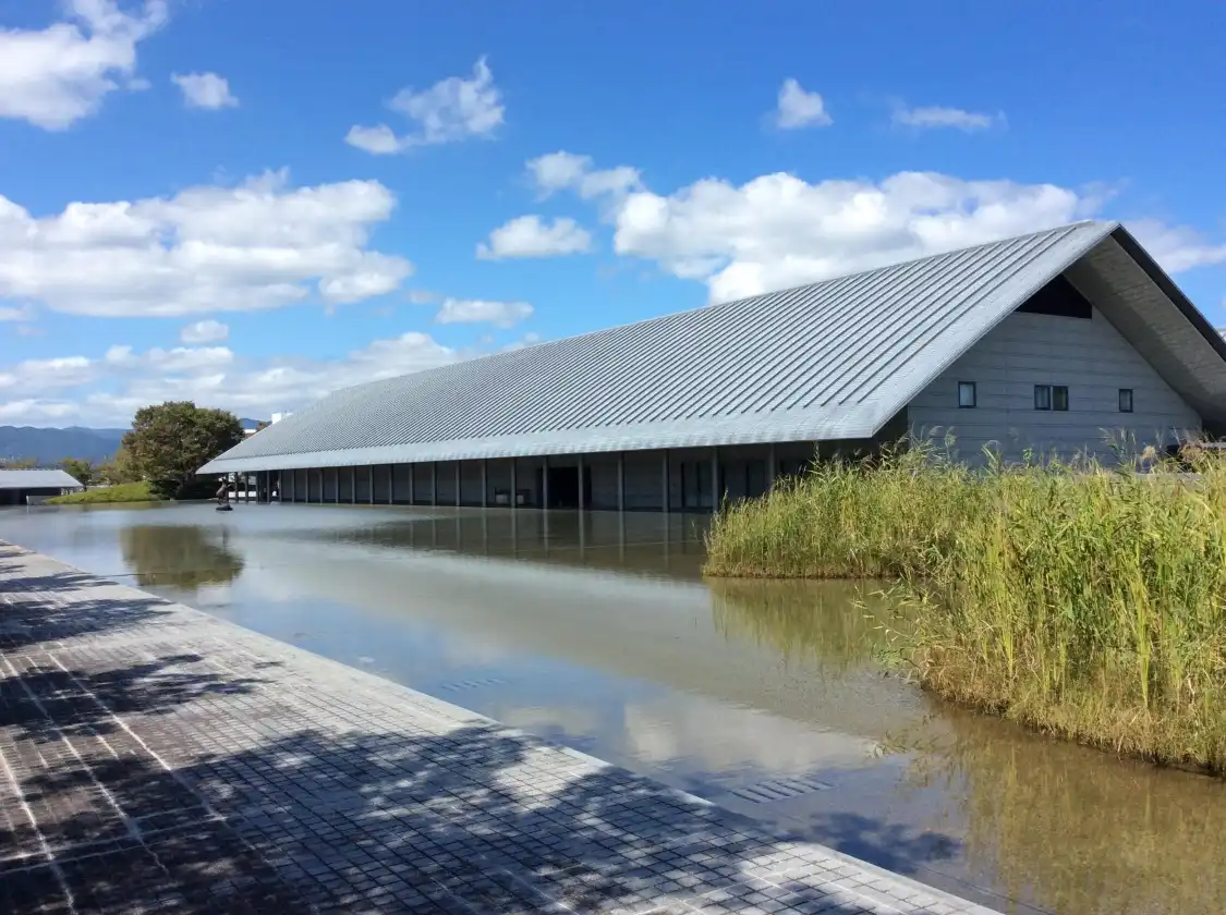 Hotels near Sagawa Art Museum