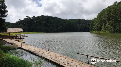 Pang Oung Roum Thai Lake