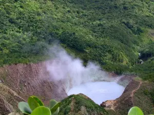 ボイリング湖